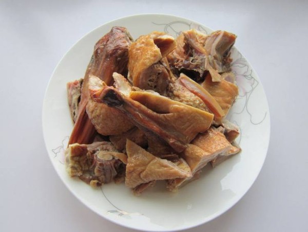 紅燒醬板鴨的做法-醬香味燒菜譜-易網(wǎng)健康養(yǎng)生網(wǎng) 紅燒醬板鴨的做法-醬香味燒菜譜