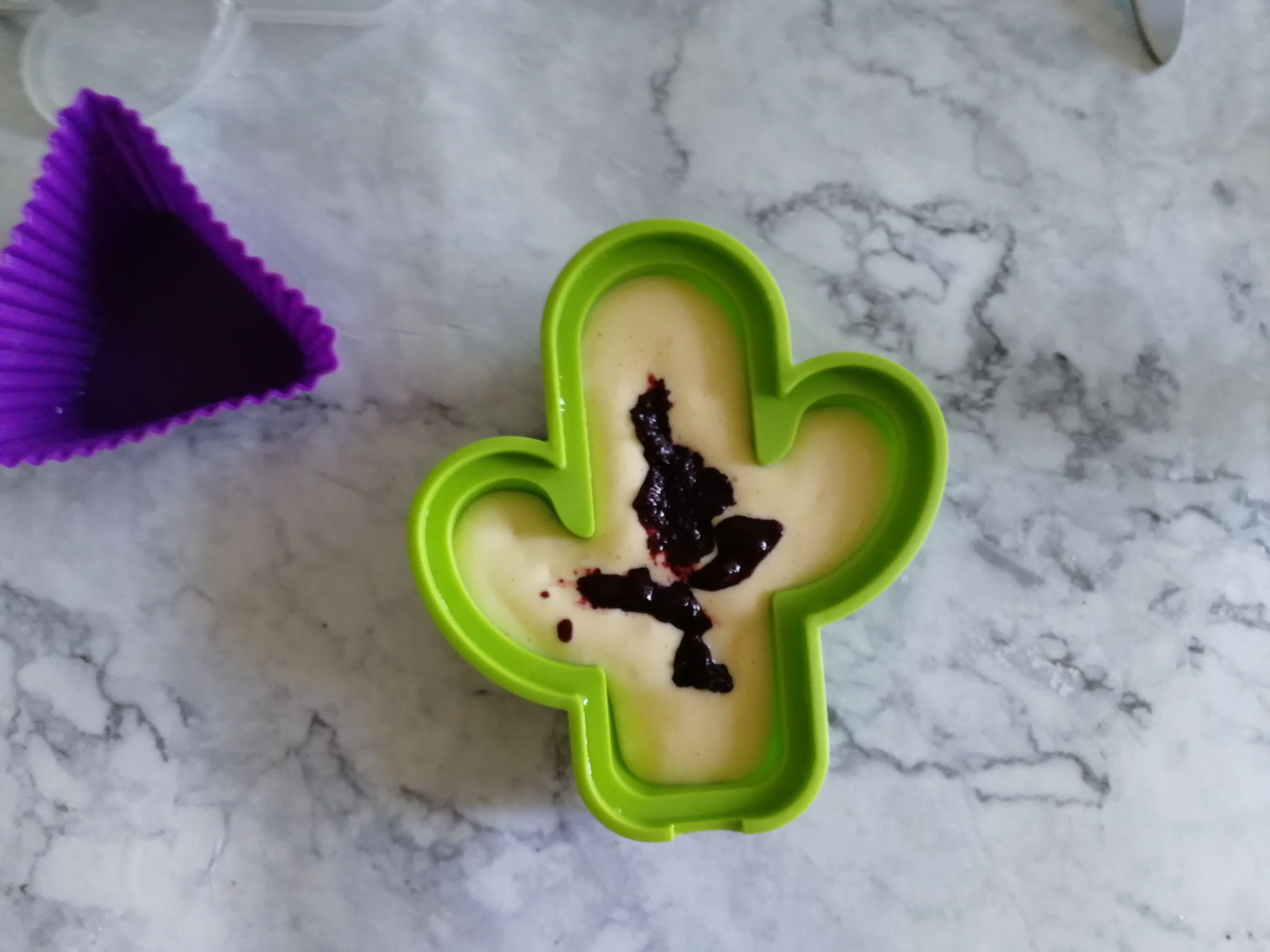 藍莓醬蒸糕的做法-酸甜味蒸菜譜-易網健康養生網 藍莓醬蒸糕的做法-酸甜味蒸菜譜