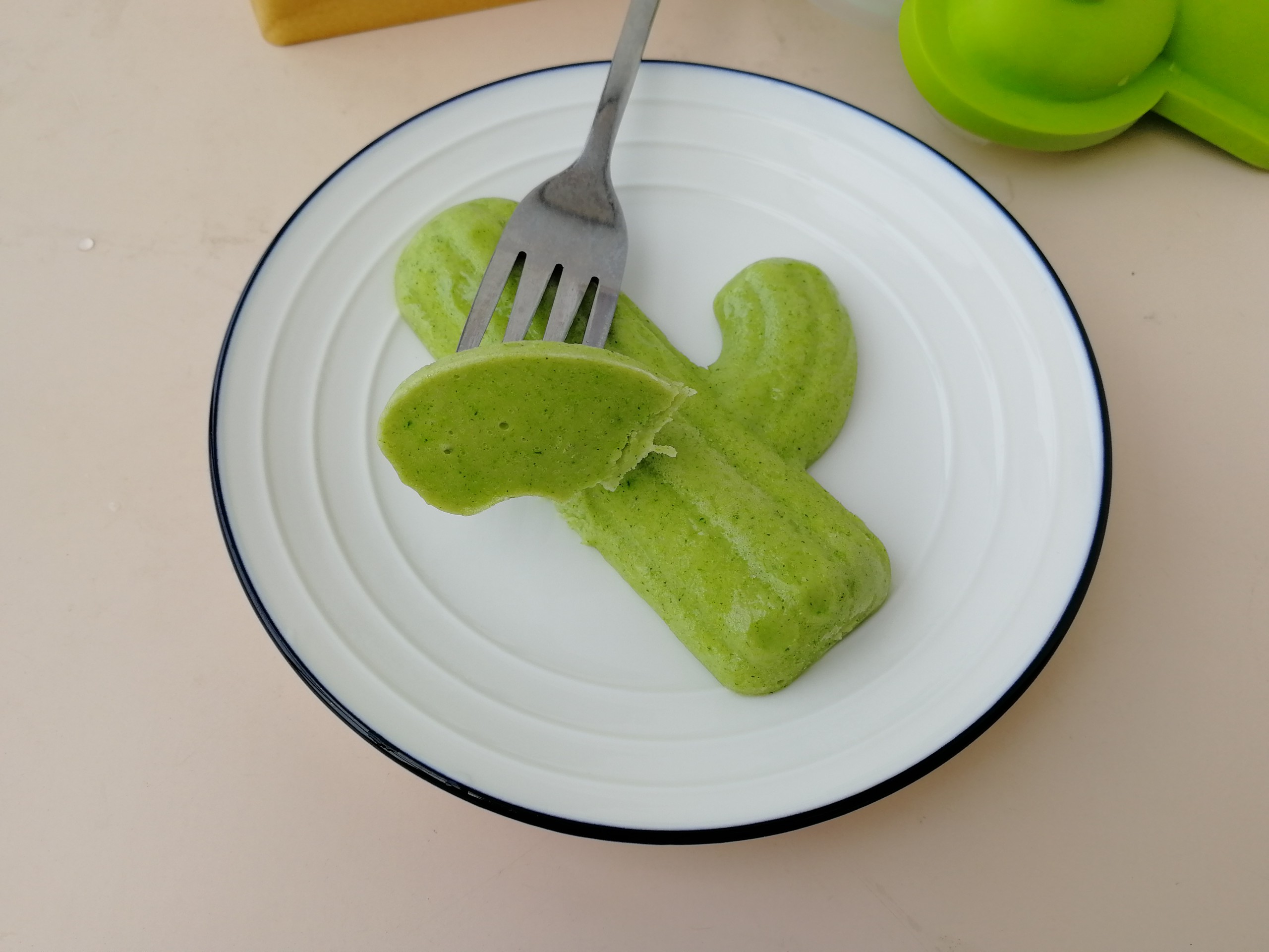 無糖西蘭花蒸糕的做法-其它口味蒸菜譜-易網健康養生網 無糖西蘭花蒸糕的做法-其它口味蒸菜譜