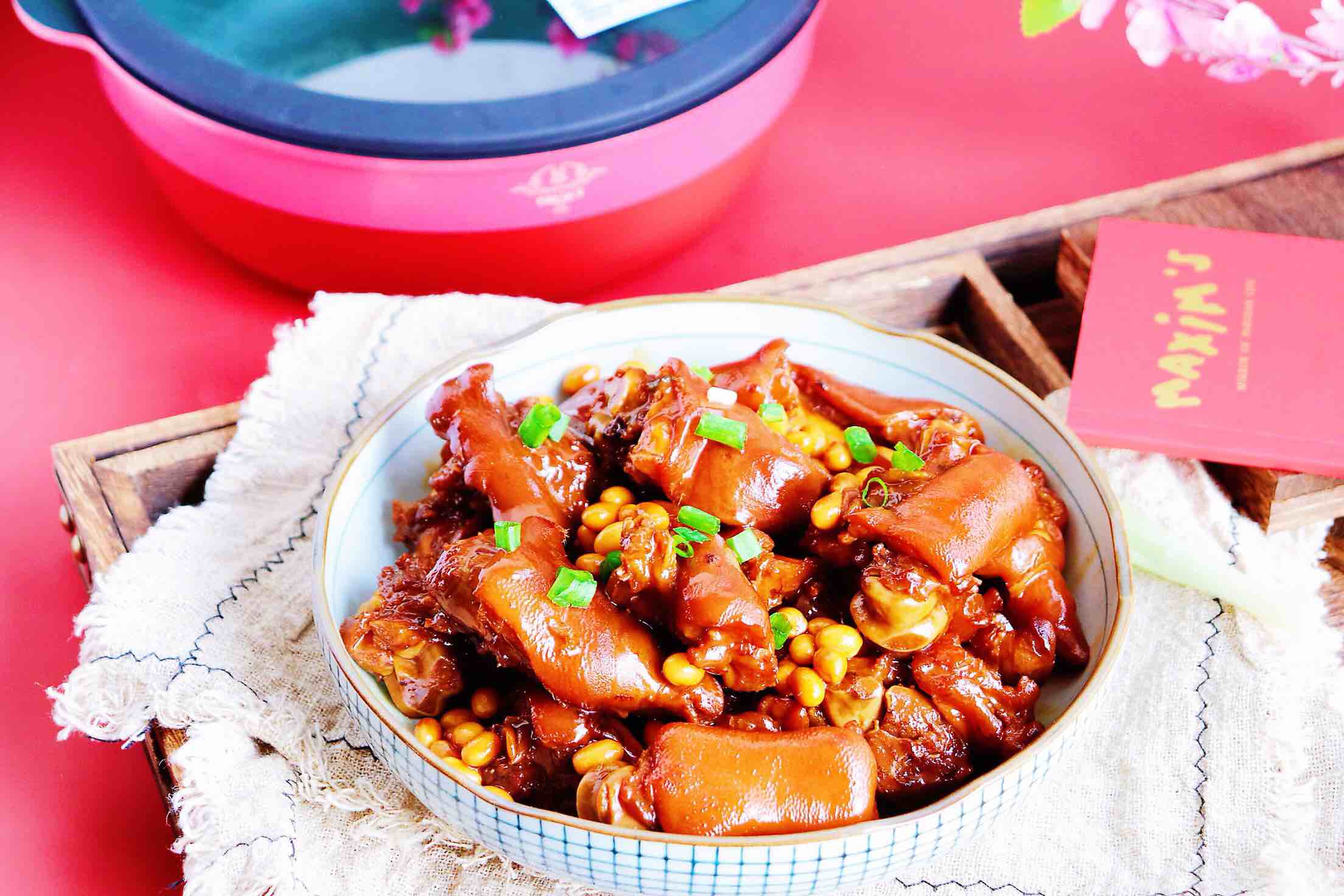 簡單易學的美味紅燒豬蹄的做法-家常味燒菜譜-易網健康養生網 簡單易學的美味紅燒豬蹄的做法-家常味燒菜譜