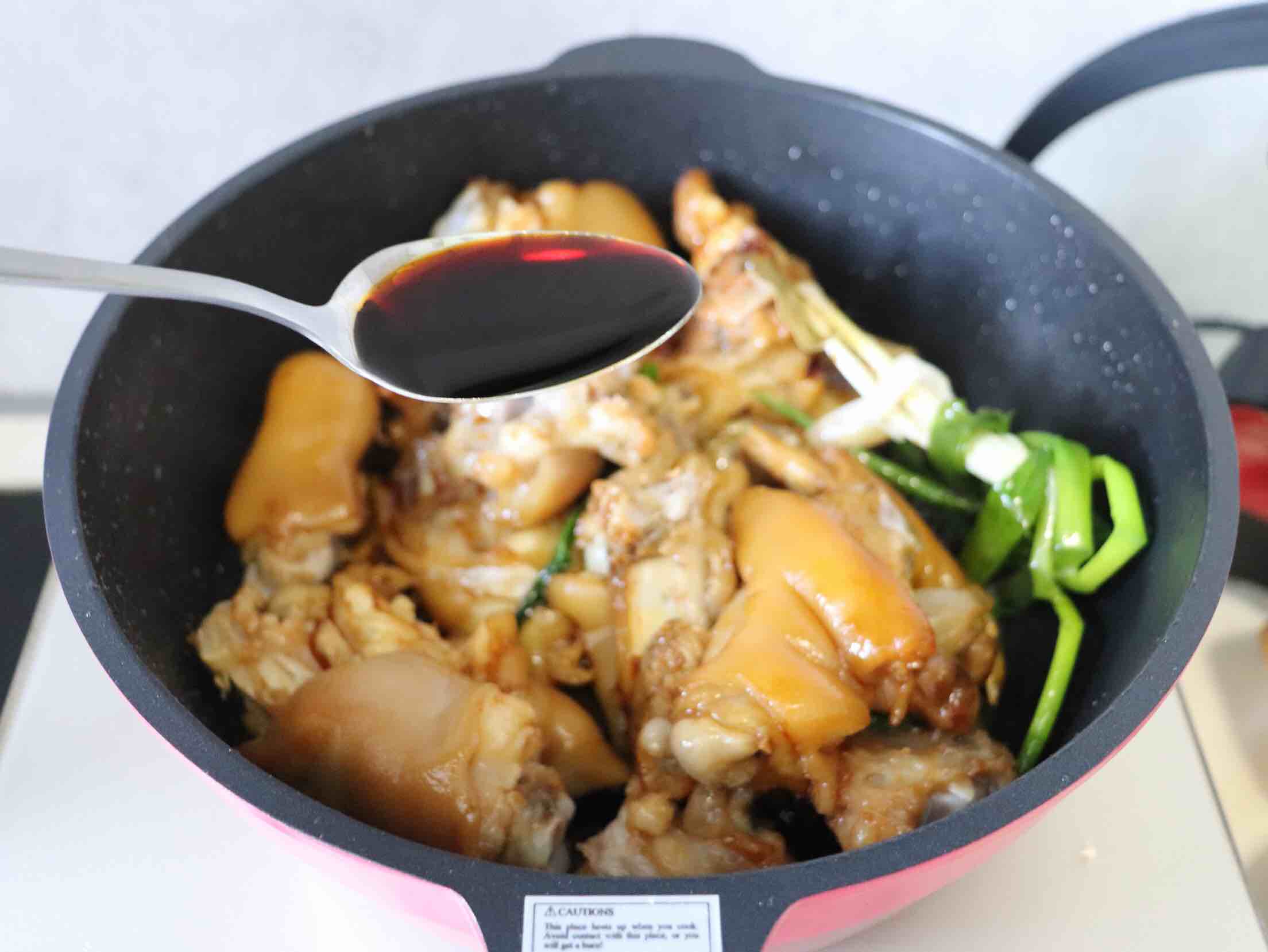 簡單易學的美味紅燒豬蹄的做法-家常味燒菜譜-易網健康養生網 簡單易學的美味紅燒豬蹄的做法-家常味燒菜譜