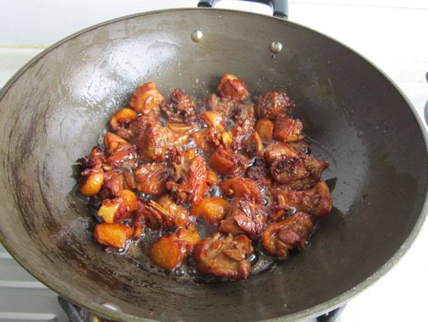 香菇燒紅嘴雁的做法-家常味燒菜譜-易網健康養生網 香菇燒紅嘴雁的做法-家常味燒菜譜