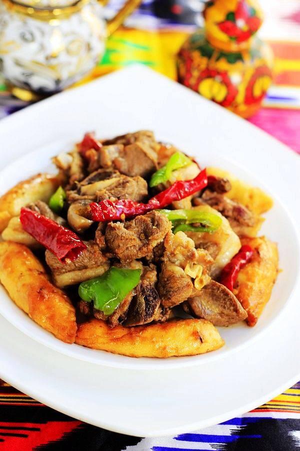 馕燜肉的做法-家常味燜菜譜-易網健康養生網 馕燜肉的做法-家常味燜菜譜