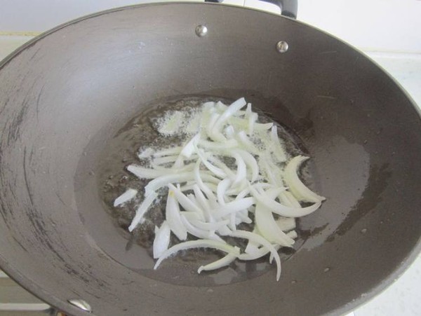 馕燜肉的做法-家常味燜菜譜-易網健康養生網 馕燜肉的做法-家常味燜菜譜