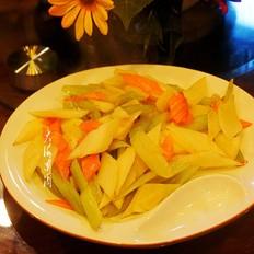 芹菜炒杏鮑菇的做法-家常味炒菜譜