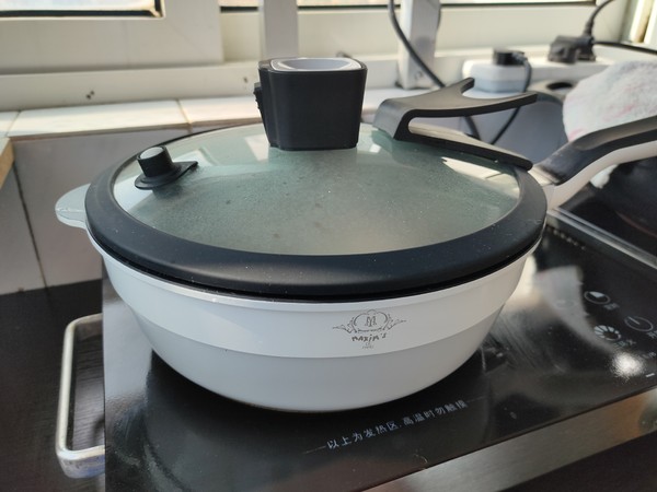 醬香土豆燉雞的做法-家常味燉菜譜-易網健康養生網 醬香土豆燉雞的做法-家常味燉菜譜