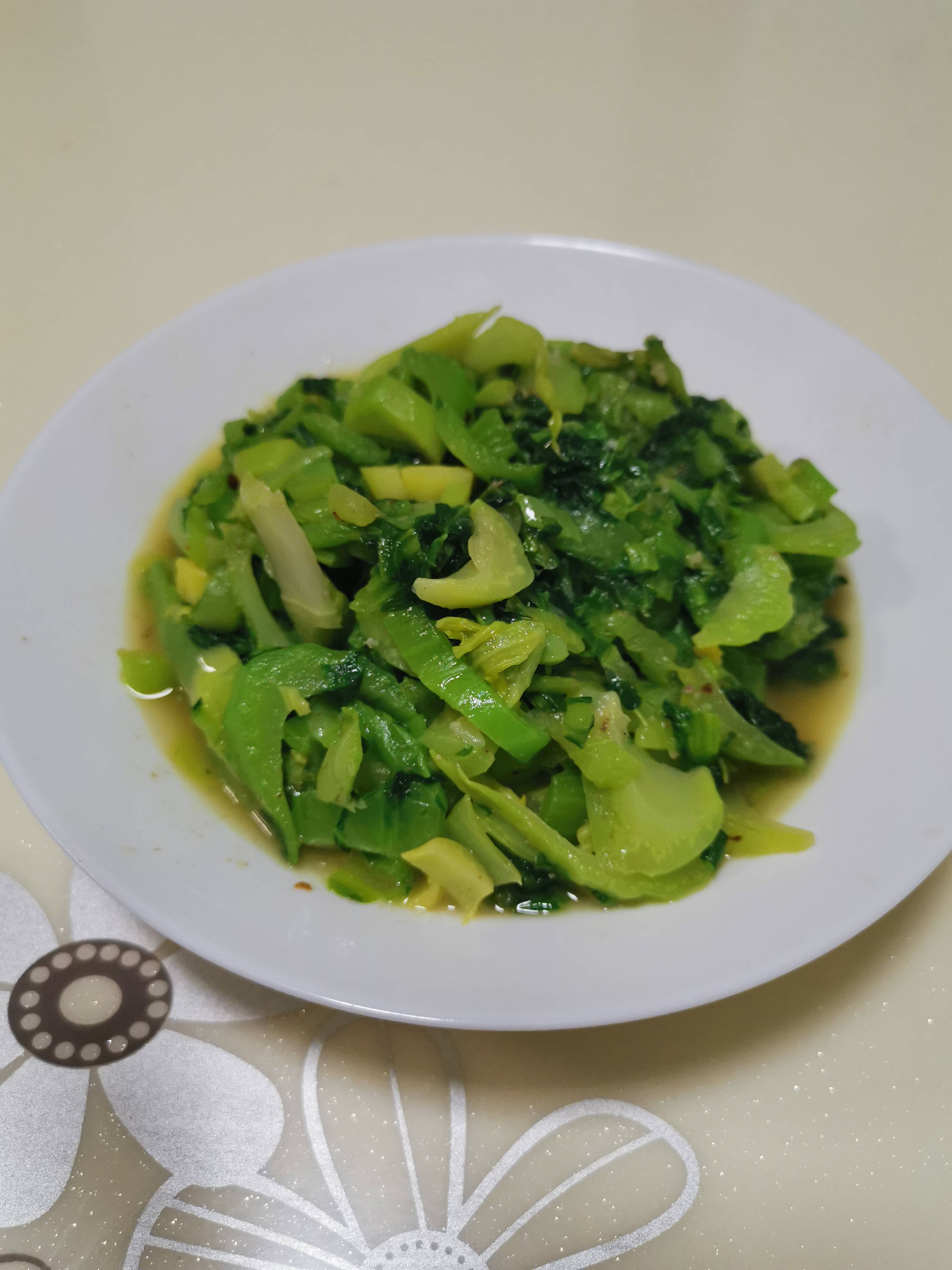 炒芥菜的做法-家常味炒菜譜