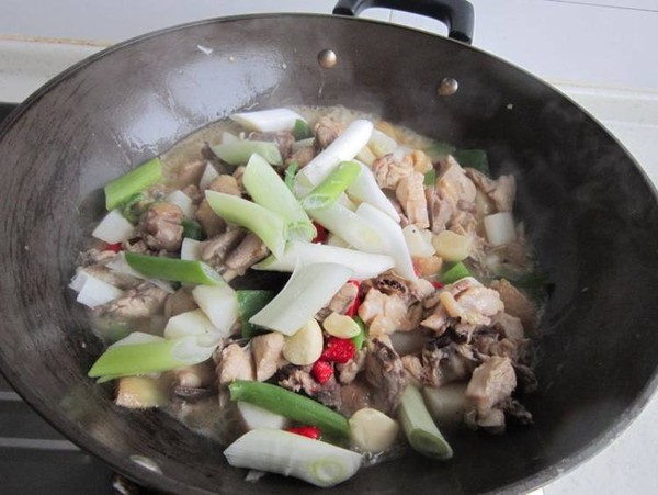 山藥蘆花雞的做法-家常味炒菜譜-易網健康養生網 山藥蘆花雞的做法-家常味炒菜譜