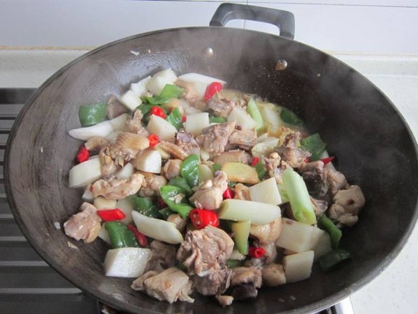 山藥蘆花雞的做法-家常味炒菜譜-易網健康養生網 山藥蘆花雞的做法-家常味炒菜譜