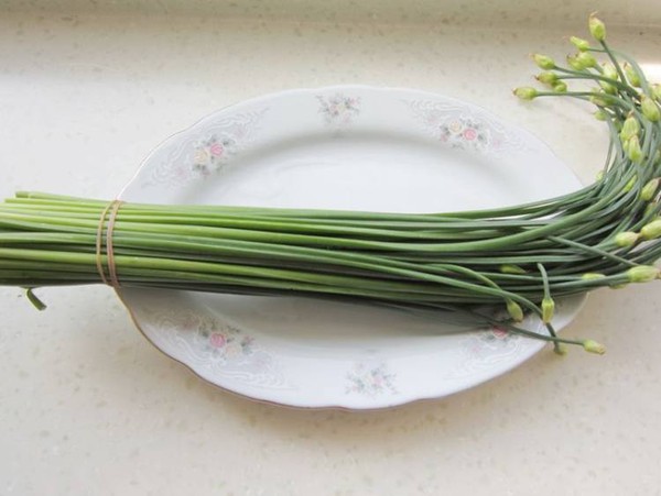 韭苔炒蝦仁的做法-家常味炒菜譜-易網<a href=http://www.jsjjzhkt.cn/ target=_blank class=infotextkey>健康養生</a>網 韭苔炒蝦仁的做法-家常味炒菜譜