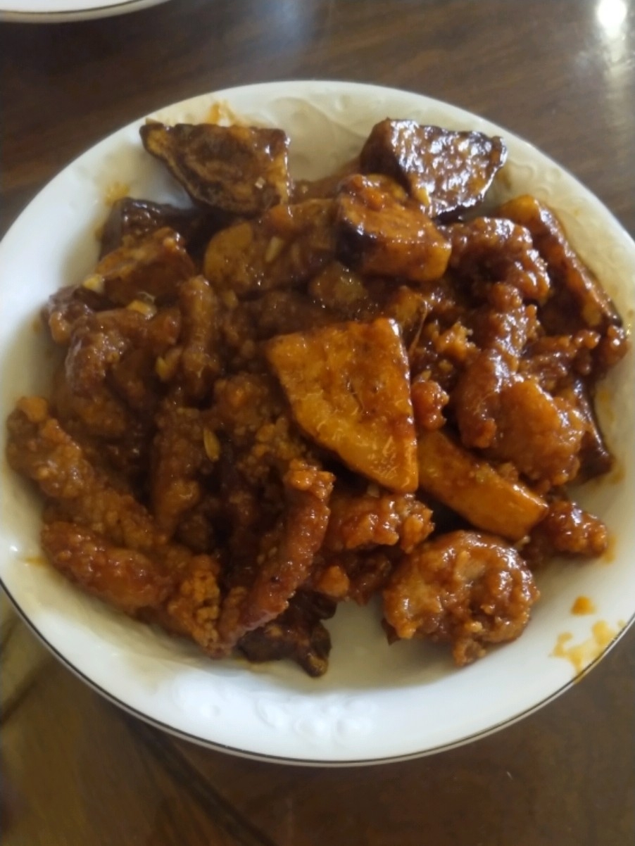 香芋荔枝肉的做法-家常味炸菜譜