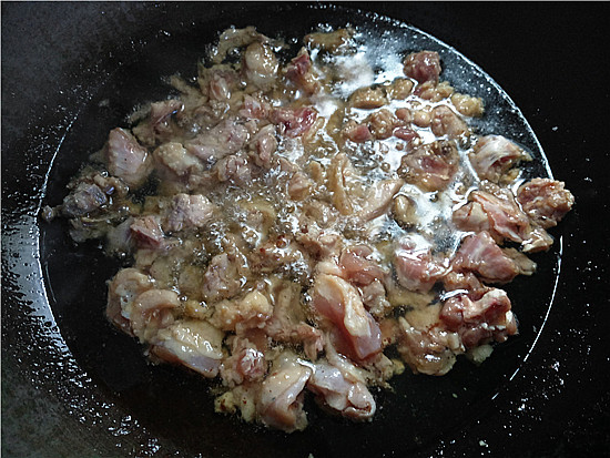 干煸辣子雞的做法-香辣味炒菜譜-易網健康養生網 干煸辣子雞的做法-香辣味炒菜譜