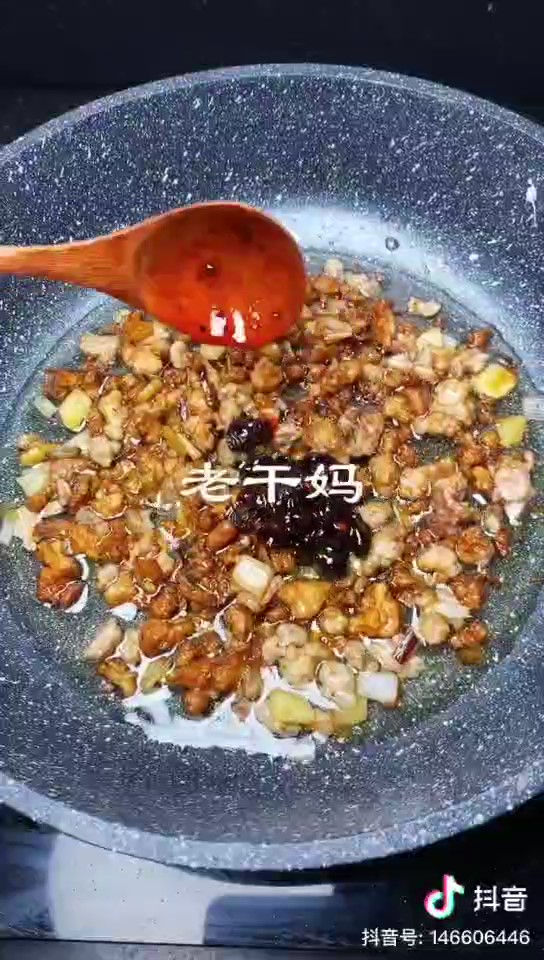 肉末燉豆腐的做法-家常味燉菜譜-易網健康養(yǎng)生網 肉末燉豆腐的做法-家常味燉菜譜