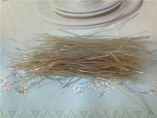 自制酸辣粉的做法-酸辣味煮菜譜-易網健康養生網 自制酸辣粉的做法-酸辣味煮菜譜