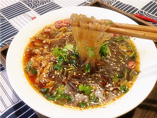 自制酸辣粉的做法-酸辣味煮菜譜-易網健康養生網 自制酸辣粉的做法-酸辣味煮菜譜