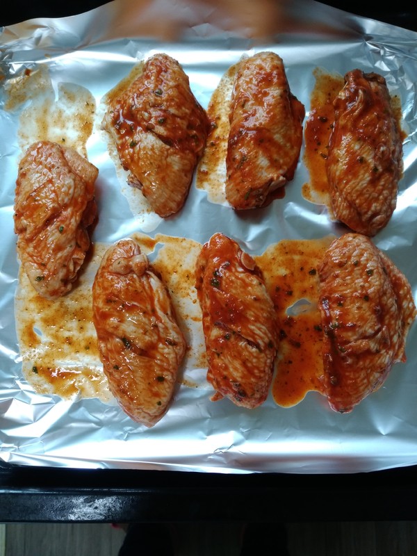 阿根廷燃情風(fēng)味烤雞翅的做法-其它口味烤菜譜-易網(wǎng)健康養(yǎng)生網(wǎng) 阿根廷燃情風(fēng)味烤雞翅的做法-其它口味烤菜譜