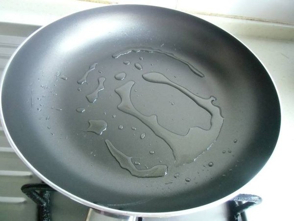 香煎雞翅的做法-香辣味煎菜譜