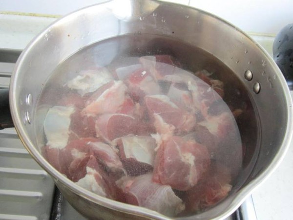 紅燒牛毽子的做法-家常味燒菜譜-易網(wǎng)健康養(yǎng)生網(wǎng) 紅燒牛毽子的做法-家常味燒菜譜