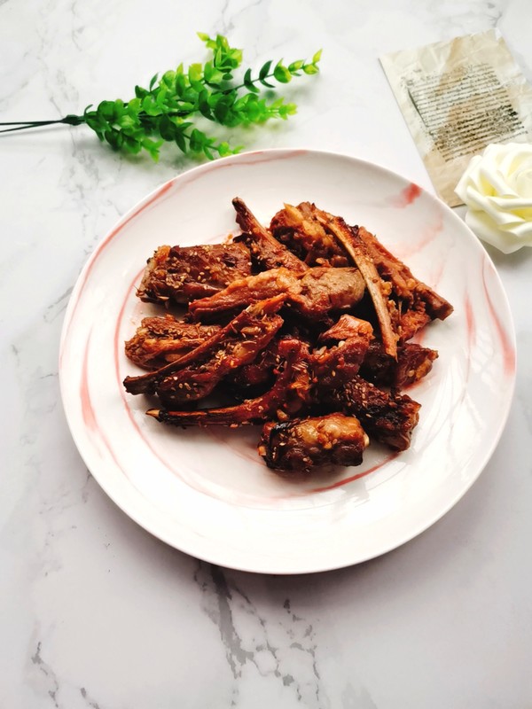 蒜香烤羊排的做法-蒜香味燒菜譜-易網健康養生網 蒜香烤羊排的做法-蒜香味燒菜譜