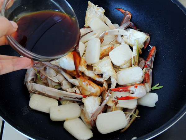 梭子蟹炒年糕的做法-家常味炒菜譜-易網健康養生網 梭子蟹炒年糕的做法-家常味炒菜譜