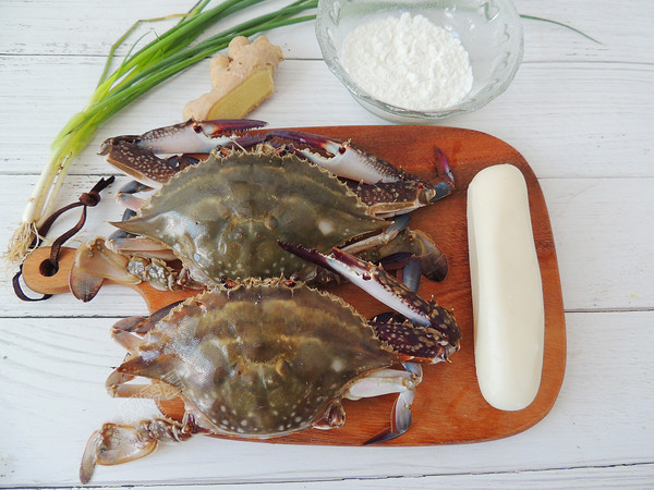 梭子蟹炒年糕的做法-家常味炒菜譜-易網<a href=http://www.jsjjzhkt.cn/ target=_blank class=infotextkey>健康養生</a>網 梭子蟹炒年糕的做法-家常味炒菜譜