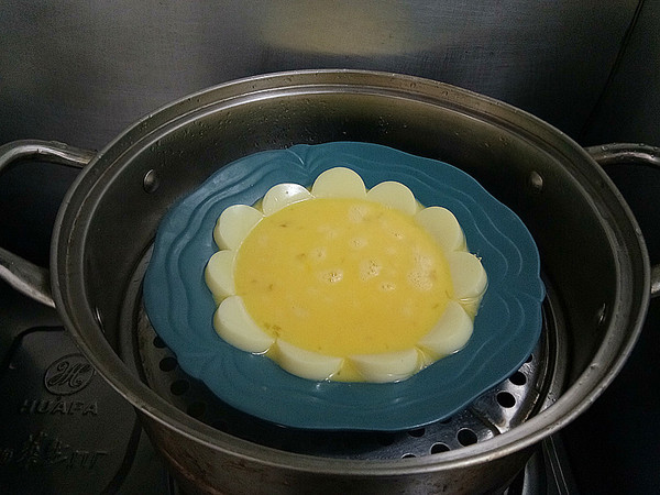 鮮蝦玉子豆腐的做法-咸鮮味蒸菜譜