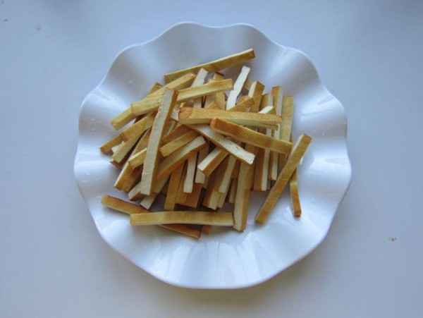 韭菜香干炒羊肉的做法-家常味炒菜譜