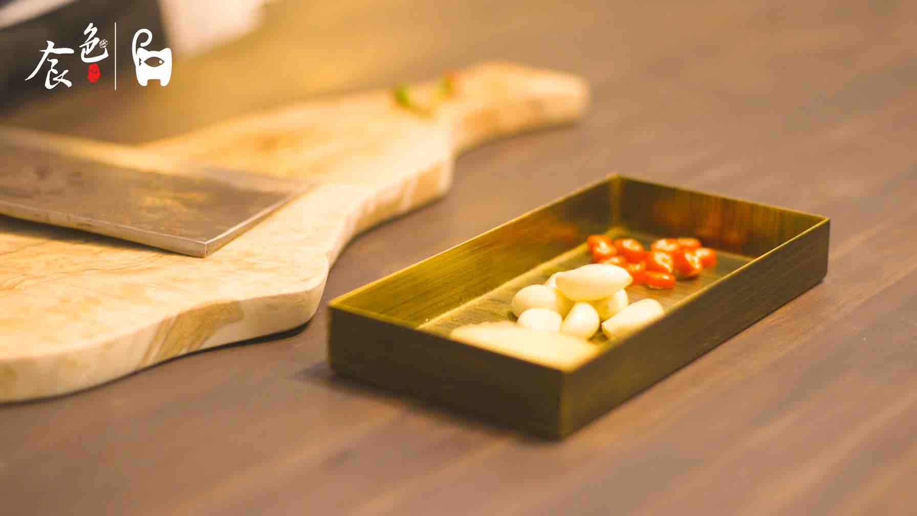 黃豆燒豬尾!超級好吃的家常菜,學會了這道菜,誰還去吃紅燒肉和大豬蹄子啊?的做法-咸鮮味燒菜譜-易網健康養生網 黃豆燒豬尾!超級好吃的家常菜,學會了這道菜,誰還去吃紅燒肉和大豬蹄子啊?的做法-咸鮮味燒菜譜