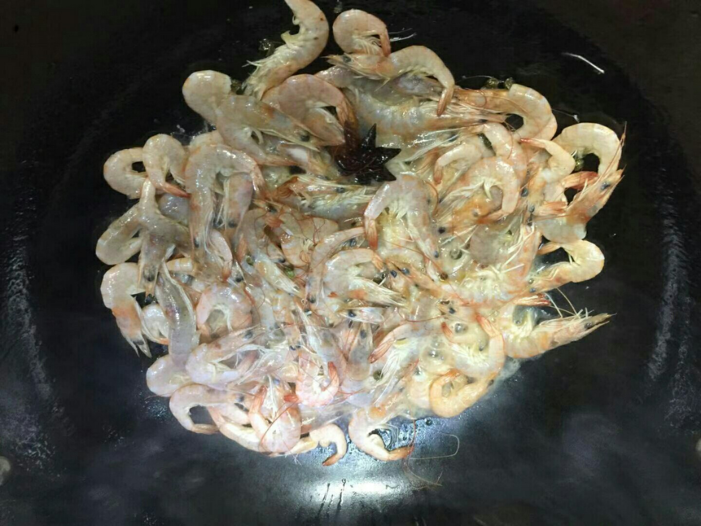 爆炒河蝦的做法-家常味炒菜譜