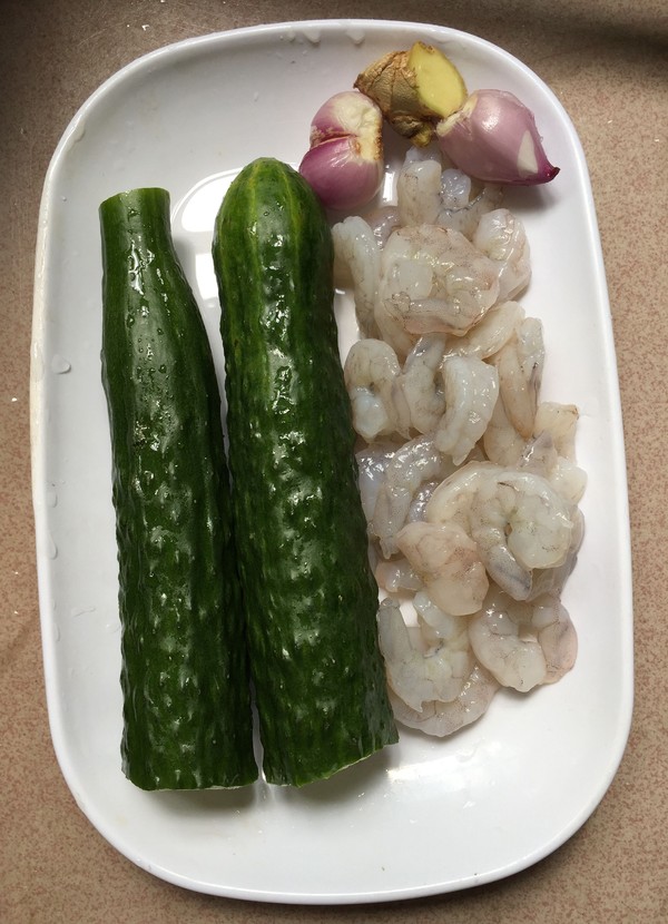 黃瓜炒蝦仁的做法-家常味炒菜譜-易網(wǎng)<a href=http://www.jsjjzhkt.cn/ target=_blank class=infotextkey>健康養(yǎng)生</a>網(wǎng) 黃瓜炒蝦仁的做法-家常味炒菜譜