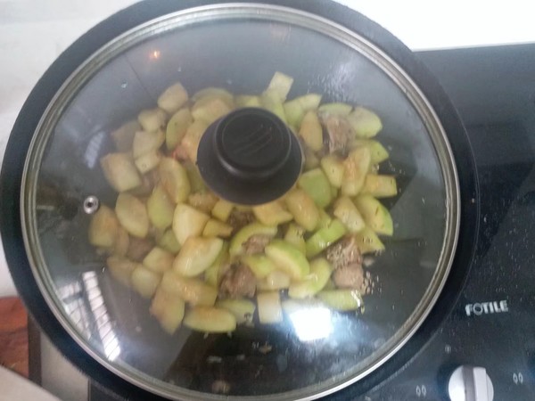 肉燒瓠子的做法-咸鮮味燒菜譜-易網健康養生網 肉燒瓠子的做法-咸鮮味燒菜譜