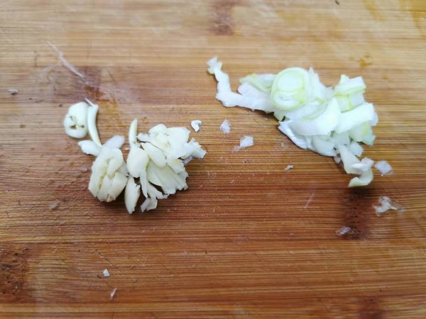 素?zé)谀⒌淖龇?家常味燒菜譜