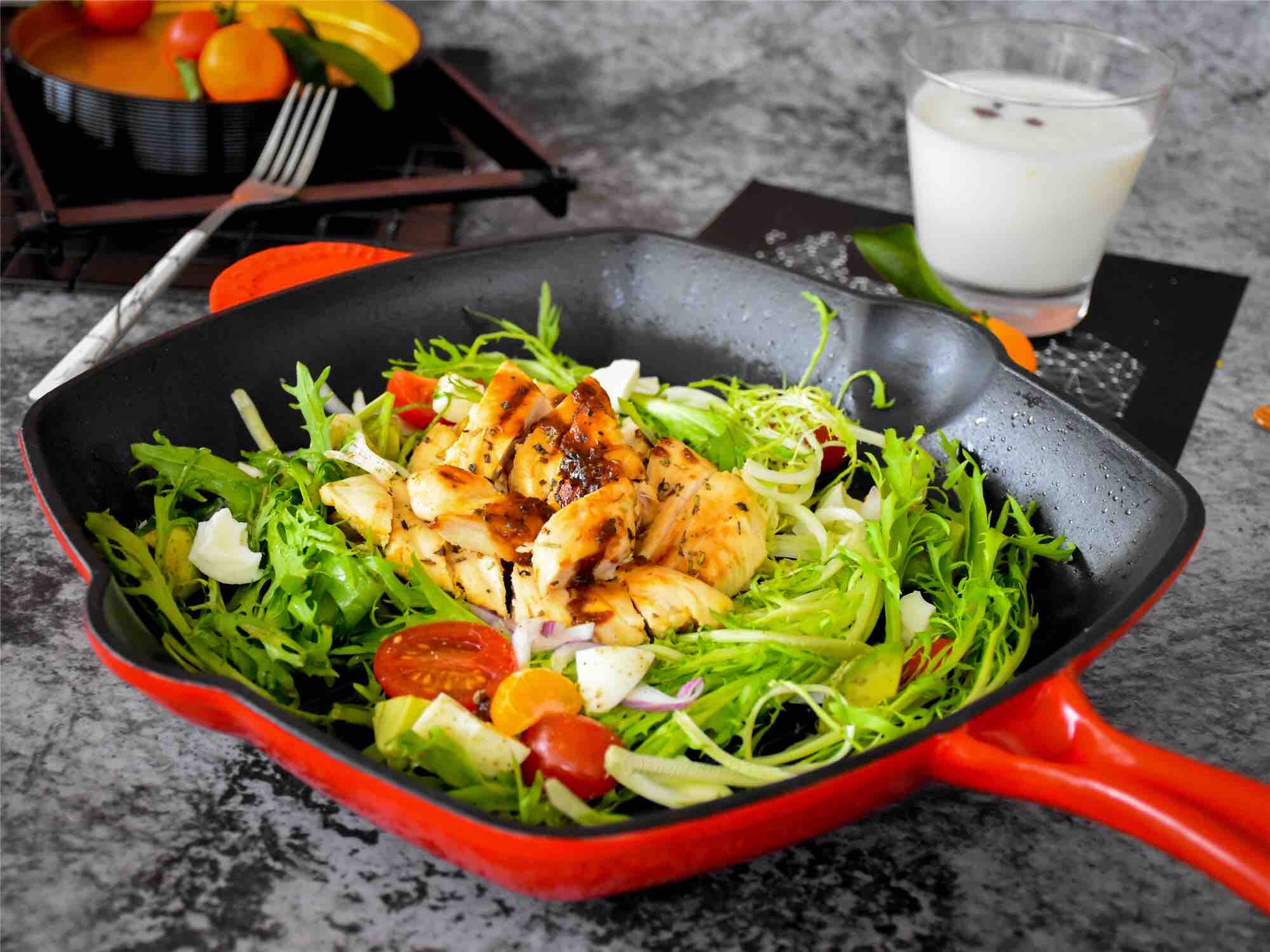 橙香雞胸肉的做法-黑椒味煎菜譜-易網健康養生網 橙香雞胸肉的做法-黑椒味煎菜譜