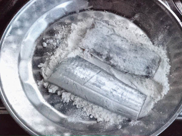 杏鮑菇燒帶魚的做法-咸鮮味燒菜譜