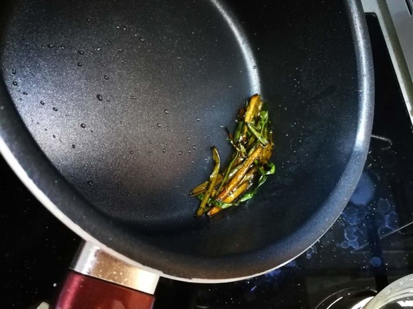 陽春面的做法-咸鮮味煮菜譜-易網健康養生網 陽春面的做法-咸鮮味煮菜譜