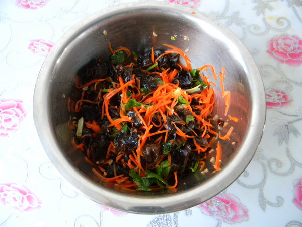 涼拌黑木耳的做法-其它口味拌菜譜