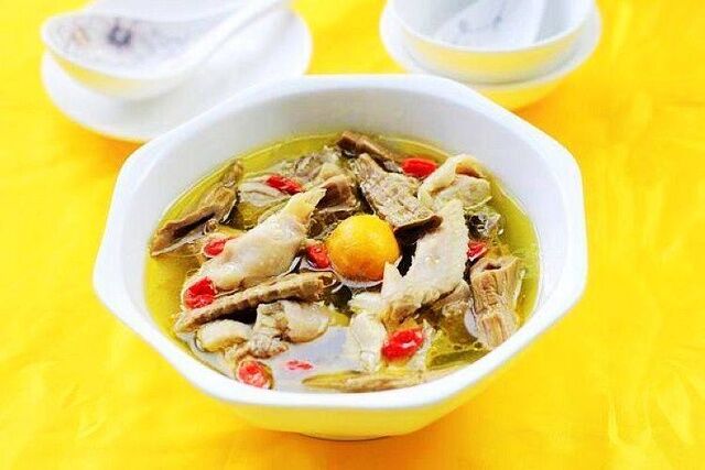 石筍干燉雞的做法-家常味燉菜譜-易網健康養生網 石筍干燉雞的做法-家常味燉菜譜