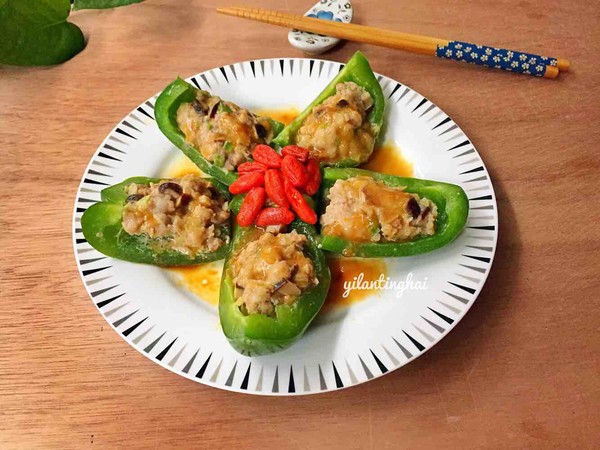 青椒釀肉的做法-咸鮮味煎菜譜-易網(wǎng)健康養(yǎng)生網(wǎng) 青椒釀肉的做法-咸鮮味煎菜譜