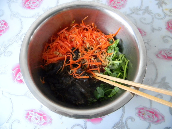 涼拌黑木耳的做法-其它口味拌菜譜