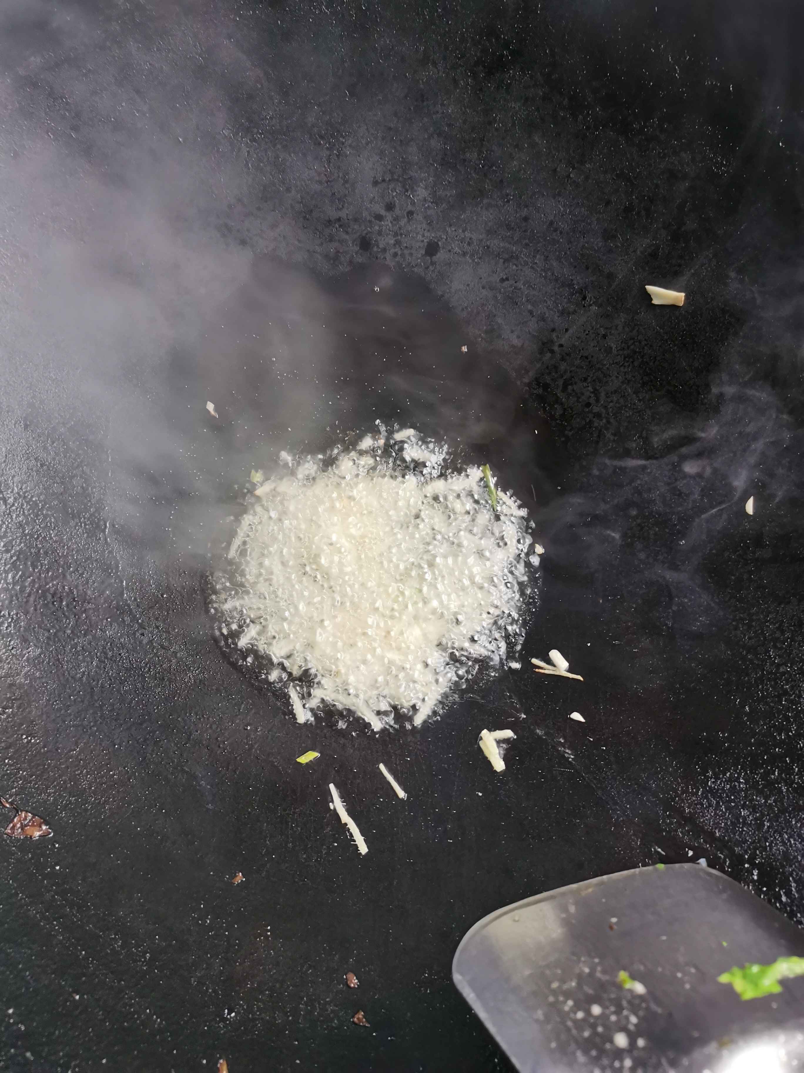 素炒菜苔的做法-家常味炒菜譜-易網(wǎng)健康養(yǎng)生網(wǎng) 素炒菜苔的做法-家常味炒菜譜