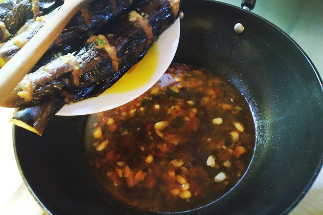 麒麟茄子的做法-咸鮮味燒菜譜-易網健康養生網 麒麟茄子的做法-咸鮮味燒菜譜