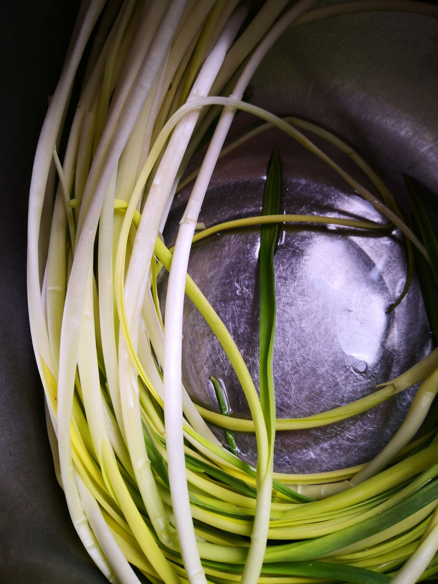 豆干炒木耳的做法-家常味炒菜譜-易網(wǎng)健康養(yǎng)生網(wǎng) 豆干炒木耳的做法-家常味炒菜譜