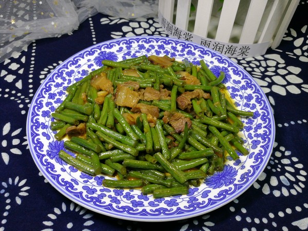 回鍋肉炒長豆角的做法-家常味炒菜譜