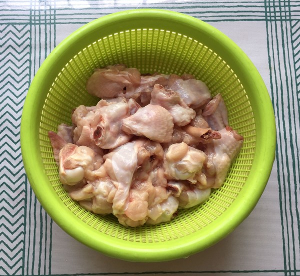 山藥蒸雞翅的做法-家常味蒸菜譜-易網(wǎng)健康養(yǎng)生網(wǎng) 山藥蒸雞翅的做法-家常味蒸菜譜