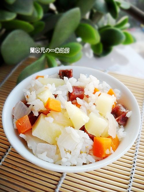 臘味地三鮮燜飯的做法-咸鮮味燜菜譜-易網(wǎng)健康養(yǎng)生網(wǎng) 臘味地三鮮燜飯的做法-咸鮮味燜菜譜