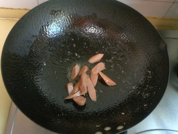 韭苔雞蛋炒蝦仁的做法-家常味炒菜譜-易網健康養生網 韭苔雞蛋炒蝦仁的做法-家常味炒菜譜