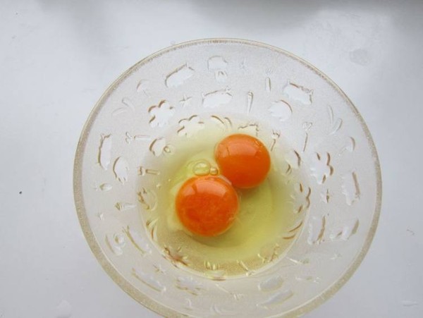 毛芹木耳炒雞蛋的做法-家常味炒菜譜-易網(wǎng)健康養(yǎng)生網(wǎng) 毛芹木耳炒雞蛋的做法-家常味炒菜譜