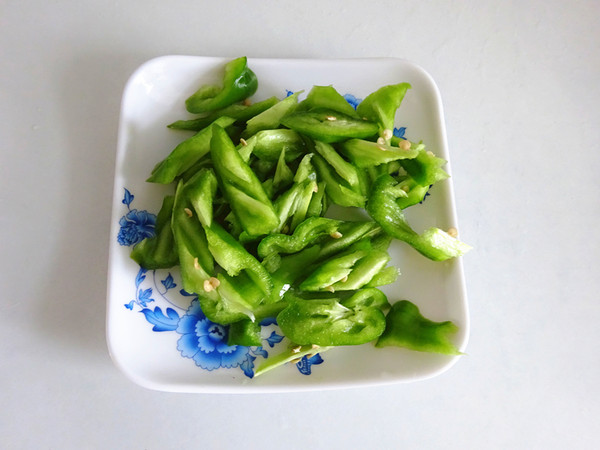 小炒蓮藕的做法-咸鮮味炒菜譜