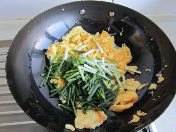 香蔥炒雞蛋的做法-家常味炒菜譜