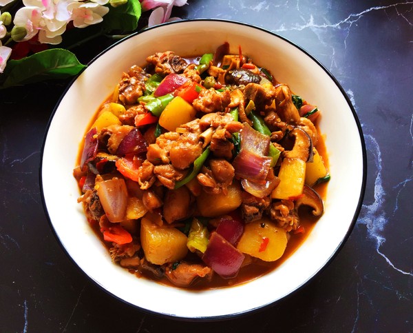 家常大盤雞的做法-香辣味煮菜譜-易網(wǎng)健康養(yǎng)生網(wǎng) 家常大盤雞的做法-香辣味煮菜譜